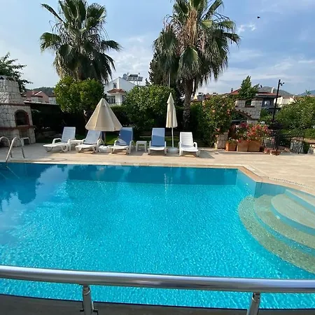 Palm Villa *